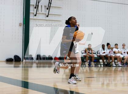 Thumbnail 3 in Grandview vs Smoky Hill (Overland High School) photogallery.
