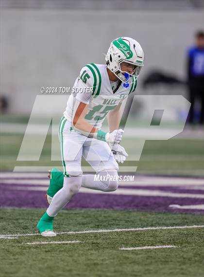 Thumbnail 3 in Wall @ Gunter (UIL Football 3A D2 Semifinal) photogallery.