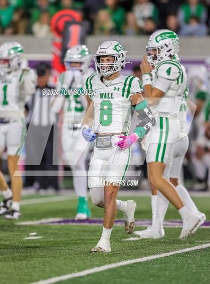 Thumbnail 1 in Wall @ Gunter (UIL Football 3A D2 Semifinal) photogallery.