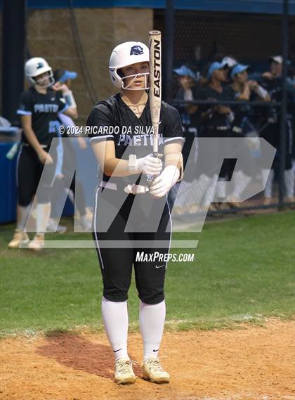 Thumbnail 1 in Katy Taylor vs Paetow photogallery.