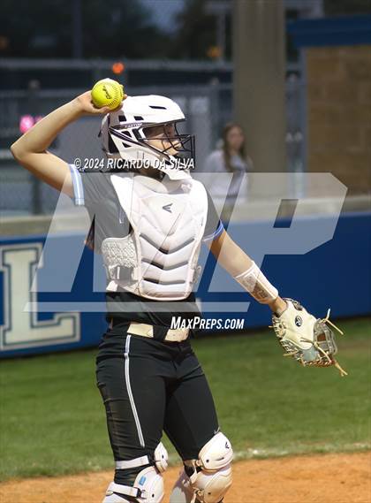 Thumbnail 1 in Katy Taylor vs Paetow photogallery.