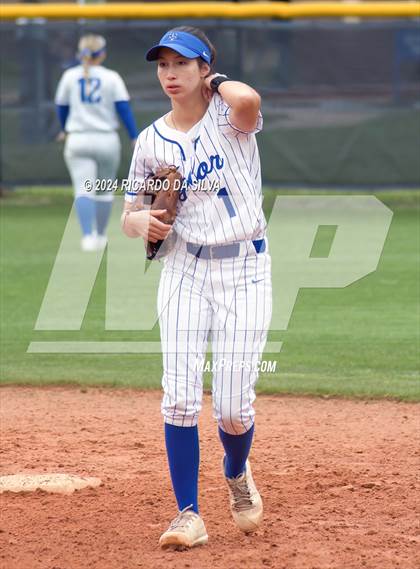 Thumbnail 2 in Katy Taylor vs Paetow photogallery.