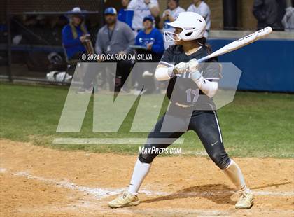 Thumbnail 3 in Katy Taylor vs Paetow photogallery.