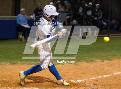 Thumbnail 3 in Katy Taylor vs Paetow photogallery.