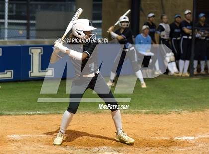 Thumbnail 3 in Katy Taylor vs Paetow photogallery.