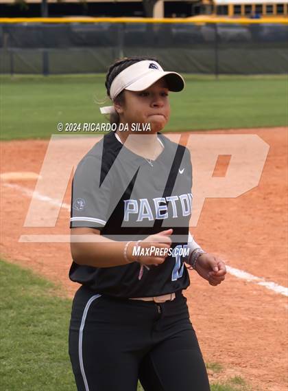 Thumbnail 2 in Katy Taylor vs Paetow photogallery.
