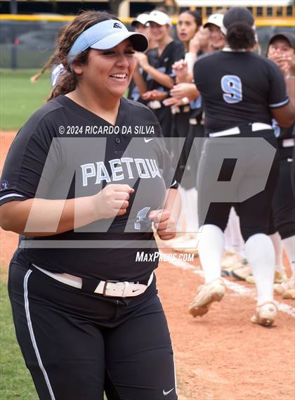 Thumbnail 1 in Katy Taylor vs Paetow photogallery.