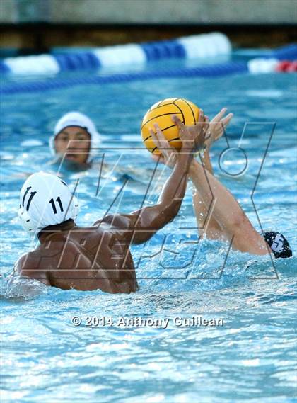 Thumbnail 3 in Montebello vs Vista Murrieta (CIF-SS D3 Playoff) photogallery.
