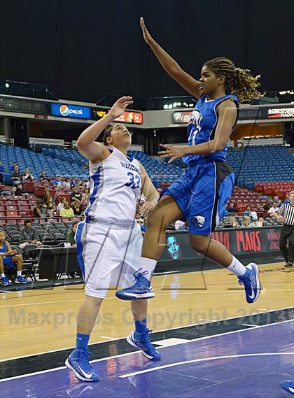 Thumbnail 2 in Capital Christian vs. Brookside Christian (CIF SJS D5 Final) photogallery.