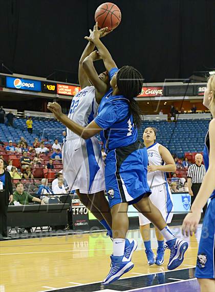 Thumbnail 2 in Capital Christian vs. Brookside Christian (CIF SJS D5 Final) photogallery.