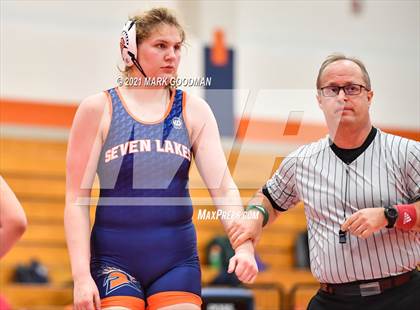 Thumbnail 1 in Grand Oaks @ Seven Lakes photogallery.