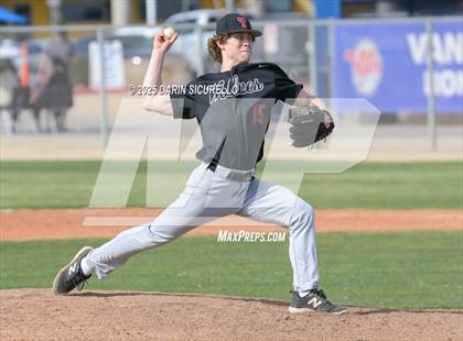 Thumbnail 1 in Vista Ridge vs. Tualatin  (Coach Bob Invitational) photogallery.