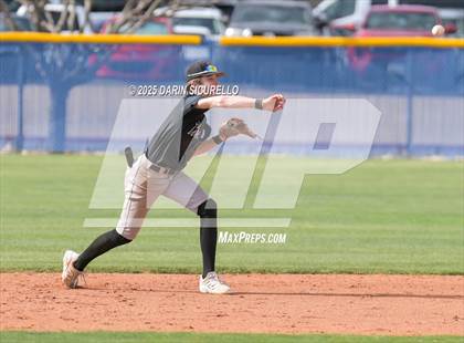 Thumbnail 3 in Vista Ridge vs. Tualatin  (Coach Bob Invitational) photogallery.