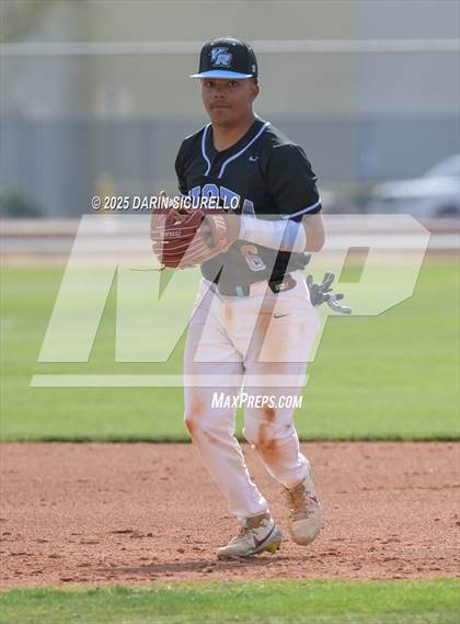 Thumbnail 3 in Vista Ridge vs. Tualatin  (Coach Bob Invitational) photogallery.