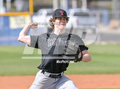 Thumbnail 2 in Vista Ridge vs. Tualatin  (Coach Bob Invitational) photogallery.