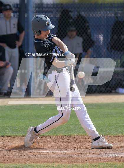 Thumbnail 3 in Vista Ridge vs. Tualatin  (Coach Bob Invitational) photogallery.