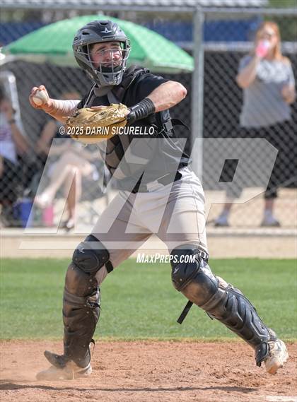Thumbnail 2 in Vista Ridge vs. Tualatin  (Coach Bob Invitational) photogallery.