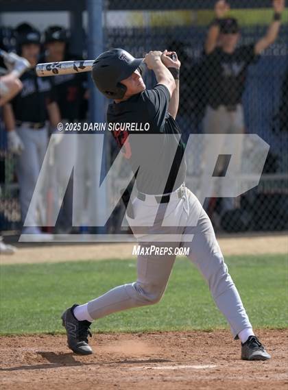 Thumbnail 2 in Vista Ridge vs. Tualatin  (Coach Bob Invitational) photogallery.