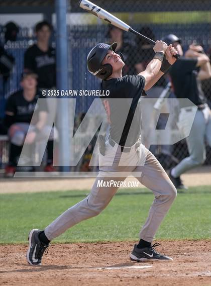 Thumbnail 1 in Vista Ridge vs. Tualatin  (Coach Bob Invitational) photogallery.