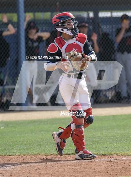Thumbnail 1 in Vista Ridge vs. Tualatin  (Coach Bob Invitational) photogallery.