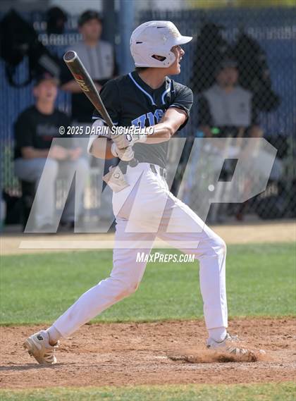 Thumbnail 3 in Vista Ridge vs. Tualatin  (Coach Bob Invitational) photogallery.
