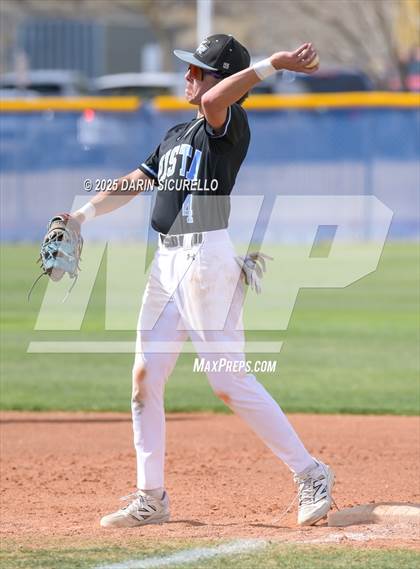 Thumbnail 1 in Vista Ridge vs. Tualatin  (Coach Bob Invitational) photogallery.
