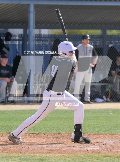 Thumbnail 2 in Vista Ridge vs. Tualatin  (Coach Bob Invitational) photogallery.