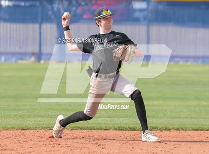 Thumbnail 1 in Vista Ridge vs. Tualatin  (Coach Bob Invitational) photogallery.