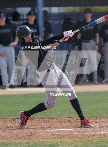 Thumbnail 2 in Vista Ridge vs. Tualatin  (Coach Bob Invitational) photogallery.