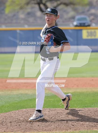 Thumbnail 2 in Vista Ridge vs. Tualatin  (Coach Bob Invitational) photogallery.