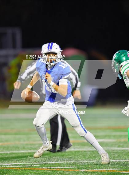 Thumbnail 1 in Farmingdale @ Port Washington photogallery.