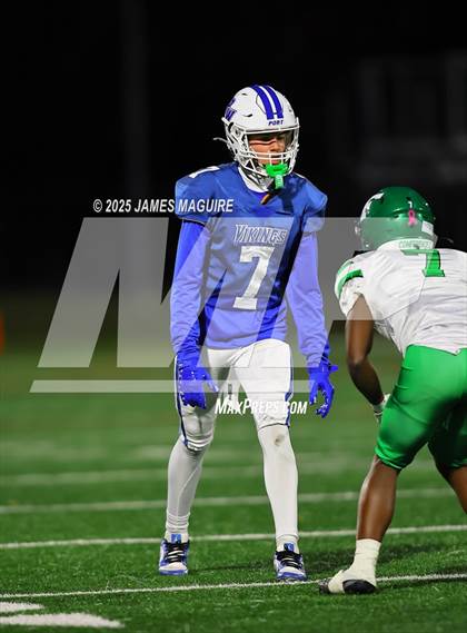 Thumbnail 1 in Farmingdale @ Port Washington photogallery.