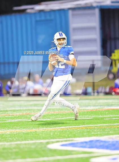 Thumbnail 2 in Farmingdale @ Port Washington photogallery.