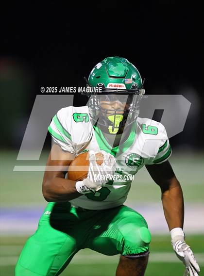 Thumbnail 2 in Farmingdale @ Port Washington photogallery.