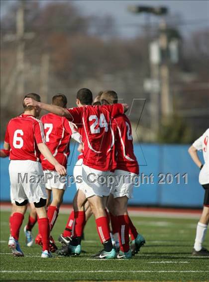 Thumbnail 2 in Clarence vs Baldwinsville (NYSPHSAA Class AA Semifinal) photogallery.