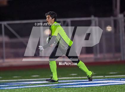 Thumbnail 2 in Lee [Robert E.] vs Westlake (UIL 6A Area Playoff) photogallery.
