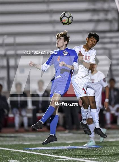 Thumbnail 2 in Lee [Robert E.] vs Westlake (UIL 6A Area Playoff) photogallery.