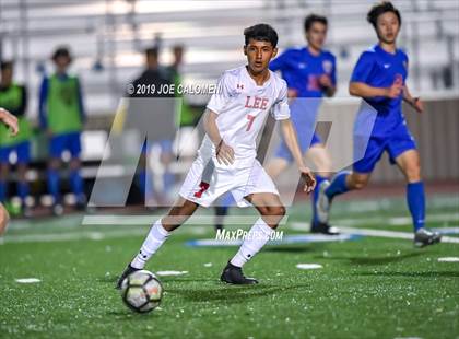 Thumbnail 2 in Lee [Robert E.] vs Westlake (UIL 6A Area Playoff) photogallery.