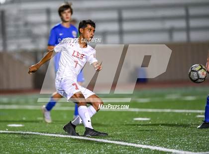 Thumbnail 2 in Lee [Robert E.] vs Westlake (UIL 6A Area Playoff) photogallery.