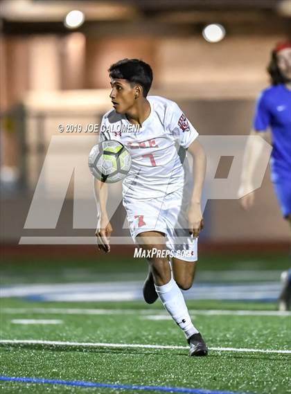 Thumbnail 1 in Lee [Robert E.] vs Westlake (UIL 6A Area Playoff) photogallery.