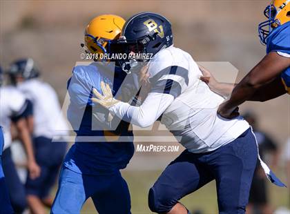Thumbnail 1 in Mira Mesa @ Bonita Vista photogallery.