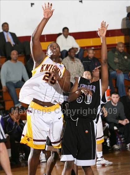 Thumbnail 1 in Mt Vernon vs. Lincoln (AA Section 1 Playoffs) photogallery.