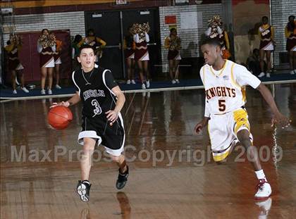 Thumbnail 1 in Mt Vernon vs. Lincoln (AA Section 1 Playoffs) photogallery.