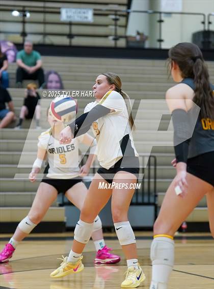 Thumbnail 1 in Floyd Central @ Avon photogallery.