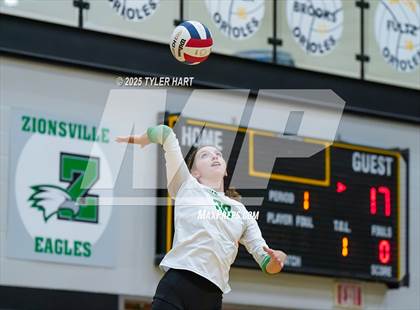 Thumbnail 3 in Floyd Central @ Avon photogallery.