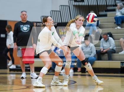 Thumbnail 1 in Floyd Central @ Avon photogallery.
