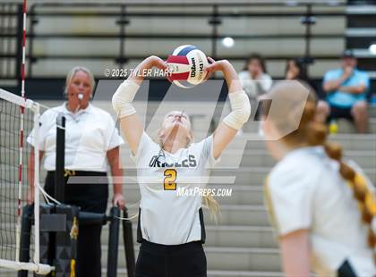 Thumbnail 2 in Floyd Central @ Avon photogallery.