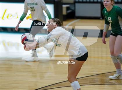 Thumbnail 1 in Floyd Central @ Avon photogallery.