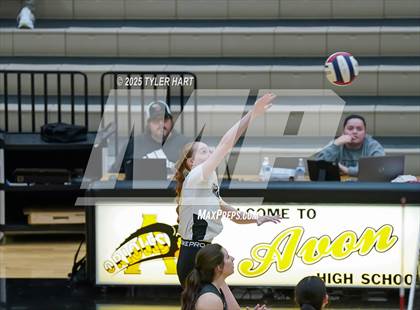 Thumbnail 1 in Floyd Central @ Avon photogallery.