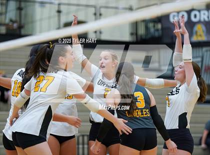 Thumbnail 2 in Floyd Central @ Avon photogallery.